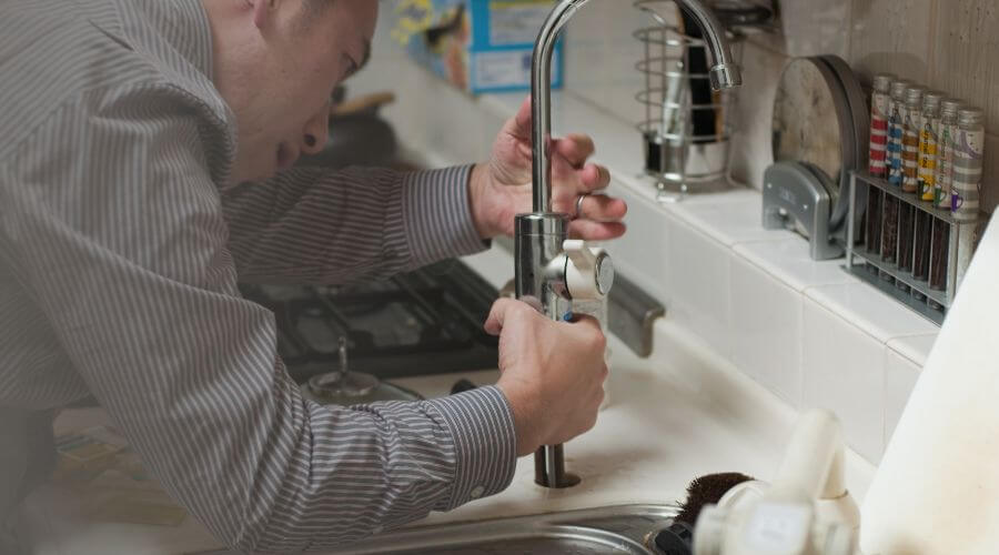 Local water heater installation in Maple Grove, MN
